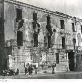 Sull'area dove 4mila anni fa nacque Bari, nel 1887 sorse il primo ospedale consorziale: il San Pietro. Venne demolito nel 1969